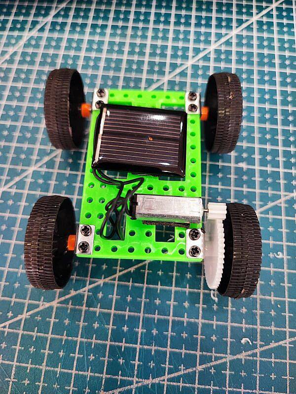 Güneş Enerjili Oyuncak Araba Solar Car (Demonte) - 4