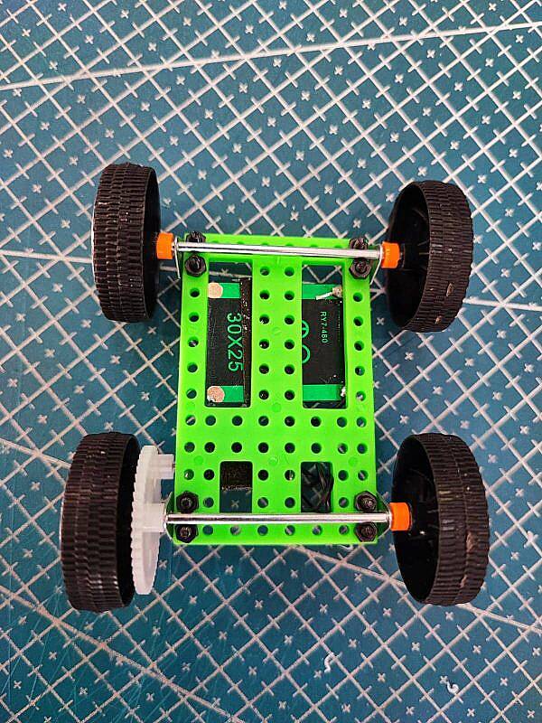 Güneş Enerjili Oyuncak Araba Solar Car (Demonte) - 5